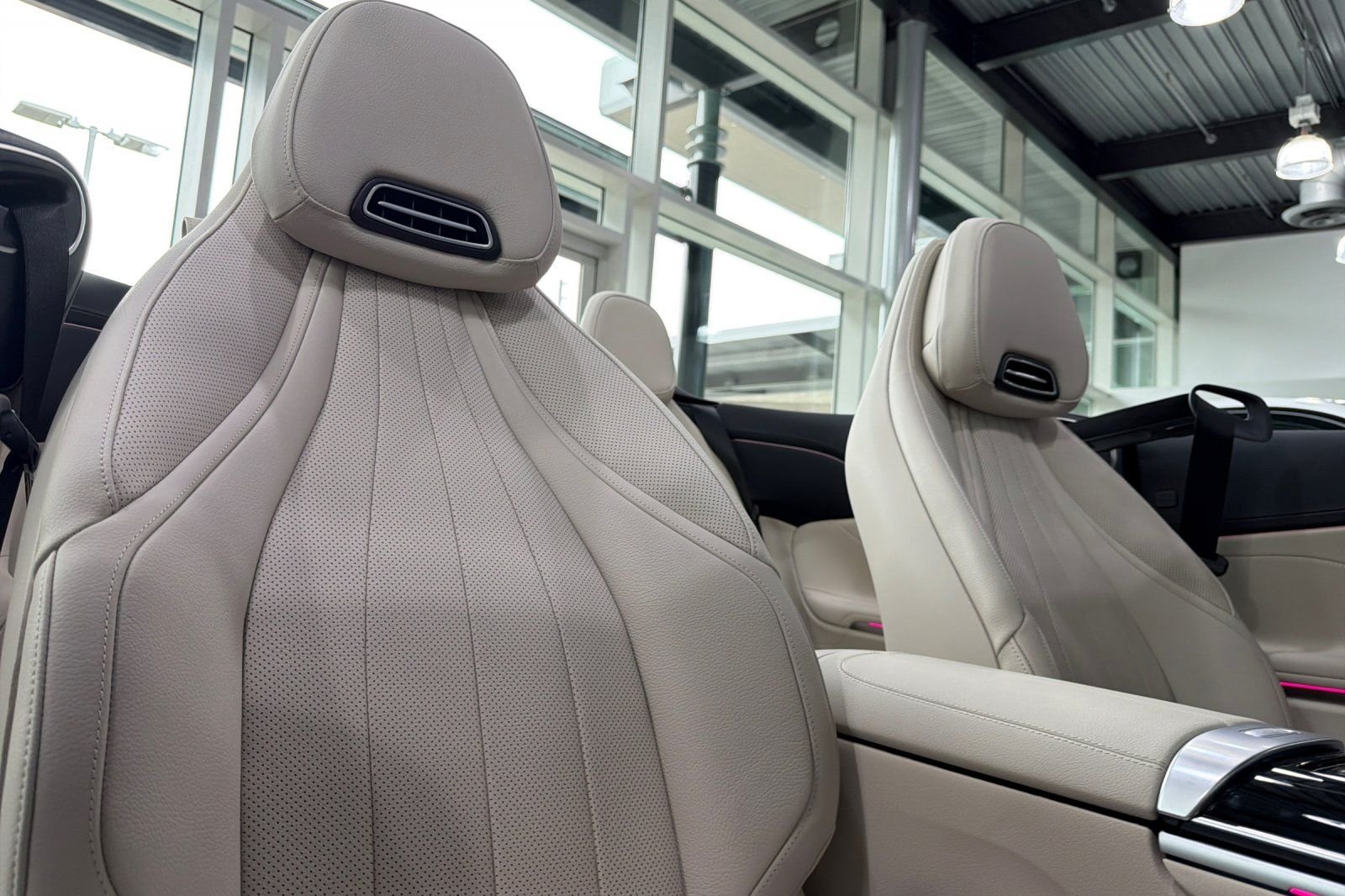 New 2027 Cirrus Silver Metallic Mercedes-Benz CLE 450 image 33
