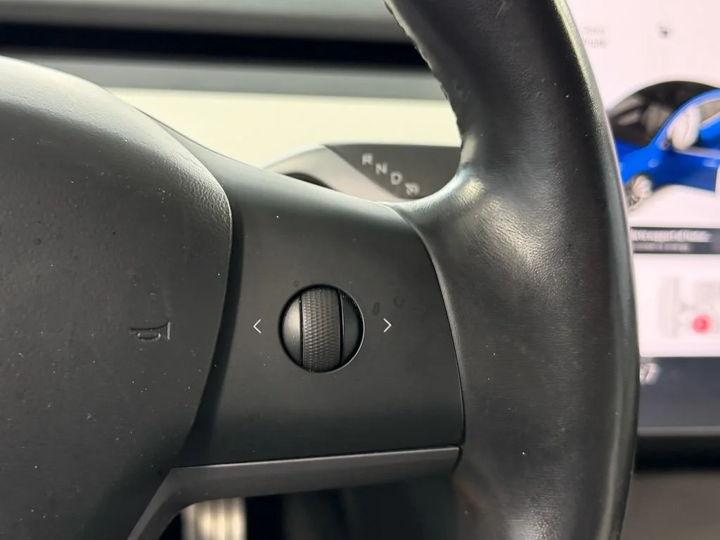 Used 2018 Blue Tesla Performance image 19