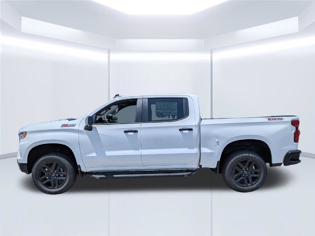 2026 Chevrolet Silverado 1500 LT Trail Boss - Photo 2