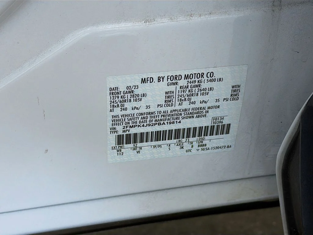 Used 2023 Oxford White Ford SEL image 38