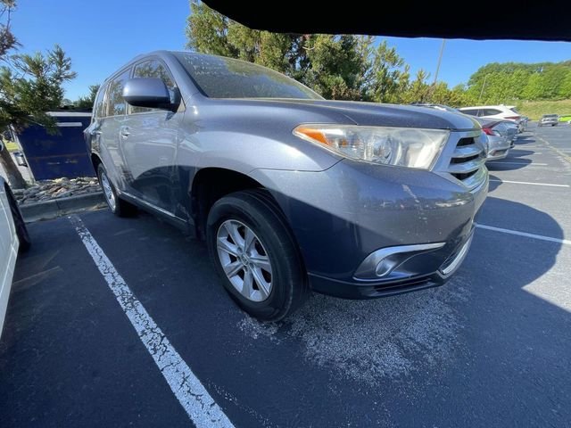 2012 Toyota Highlander SE