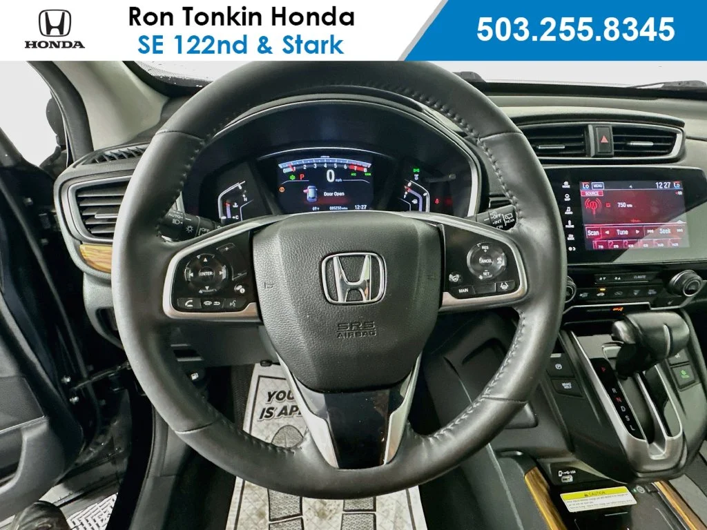 Used 2020 Crystal Black Pearl Honda Touring image 13