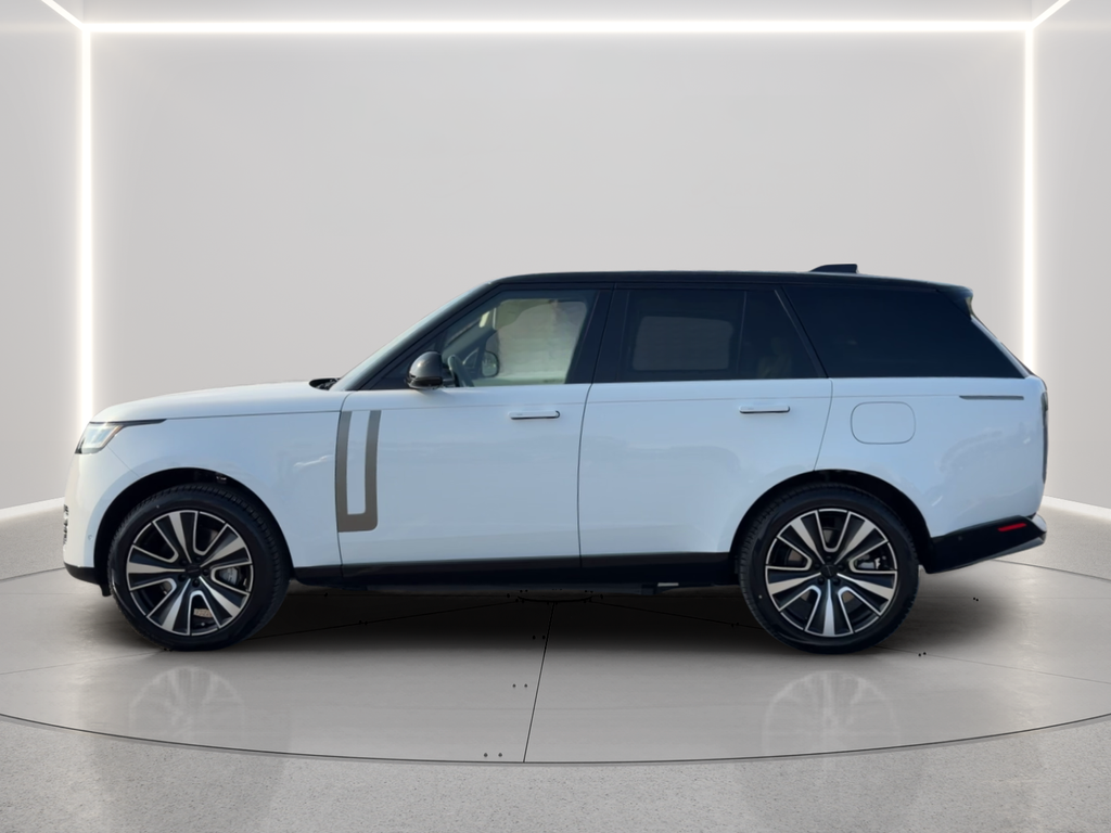 Used 2026 White Land Rover SE image 8
