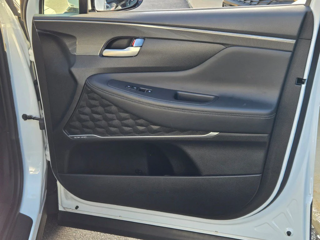 Used 2022 Gray Hyundai Limited image 4