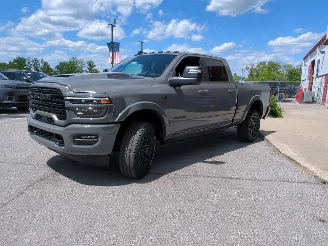 New 2026 Ceramic Gray Clear-Coat Exterior Paint RAM Limited image 5