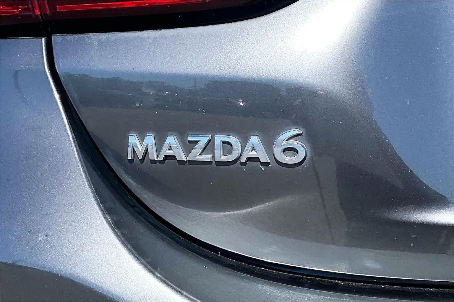 Used 2019 Machine Gray Metallic Mazda Grand Touring image 9