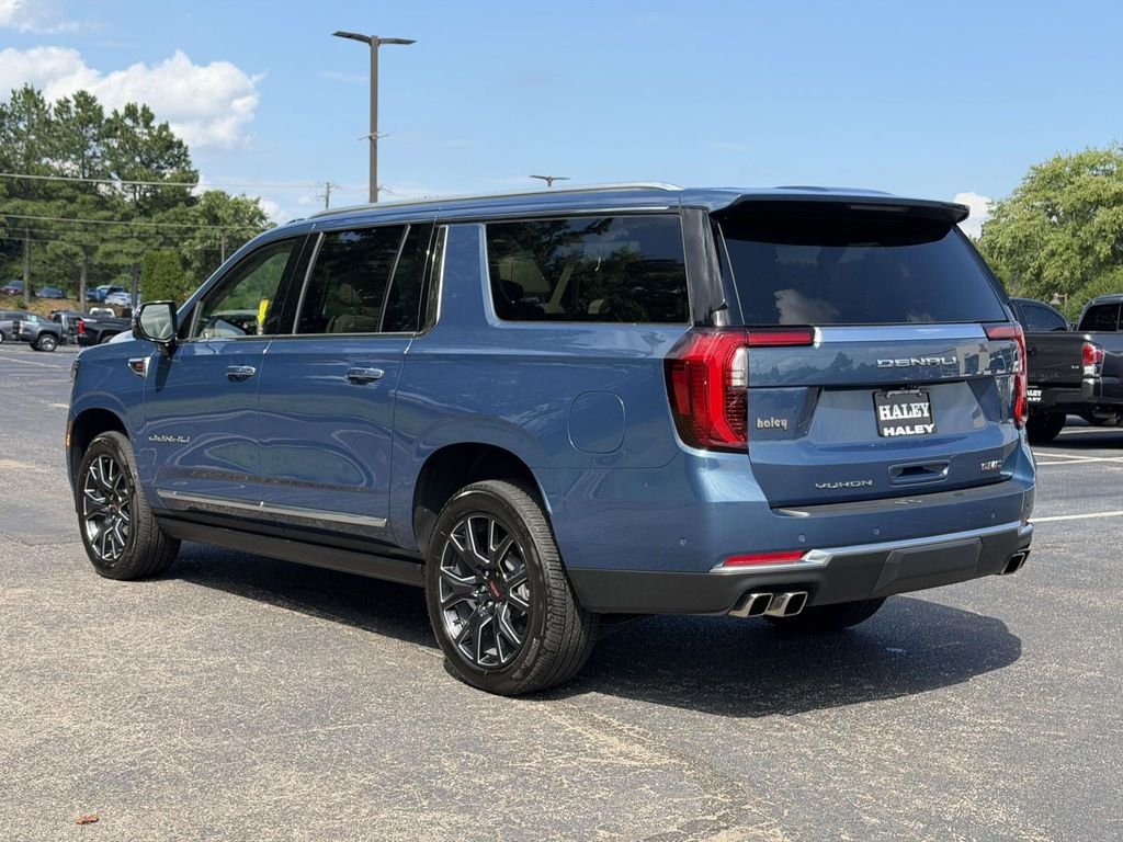 Used 2025 Blue GMC Denali image 22
