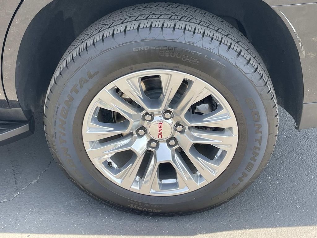 2025 GMC Yukon Denali - Photo 7
