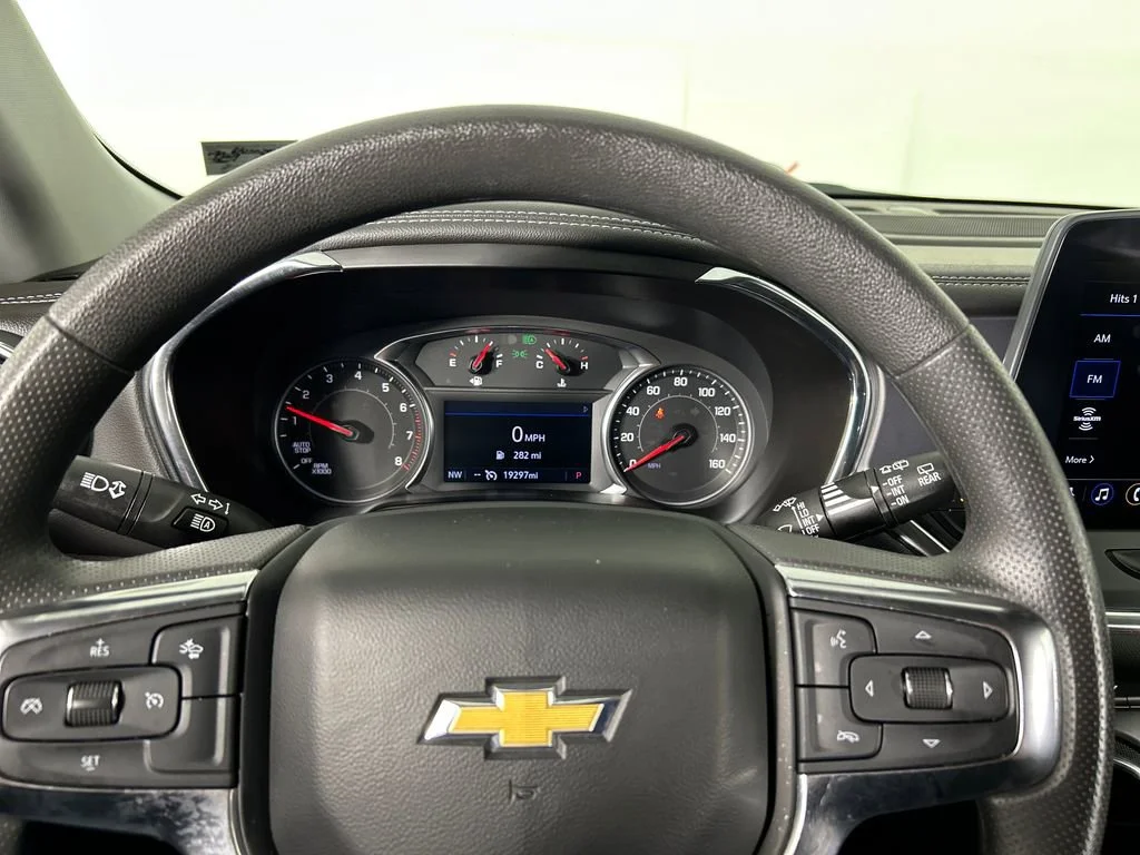 Used 2025 Sterling Gray Metallic Chevrolet 2LT image 13