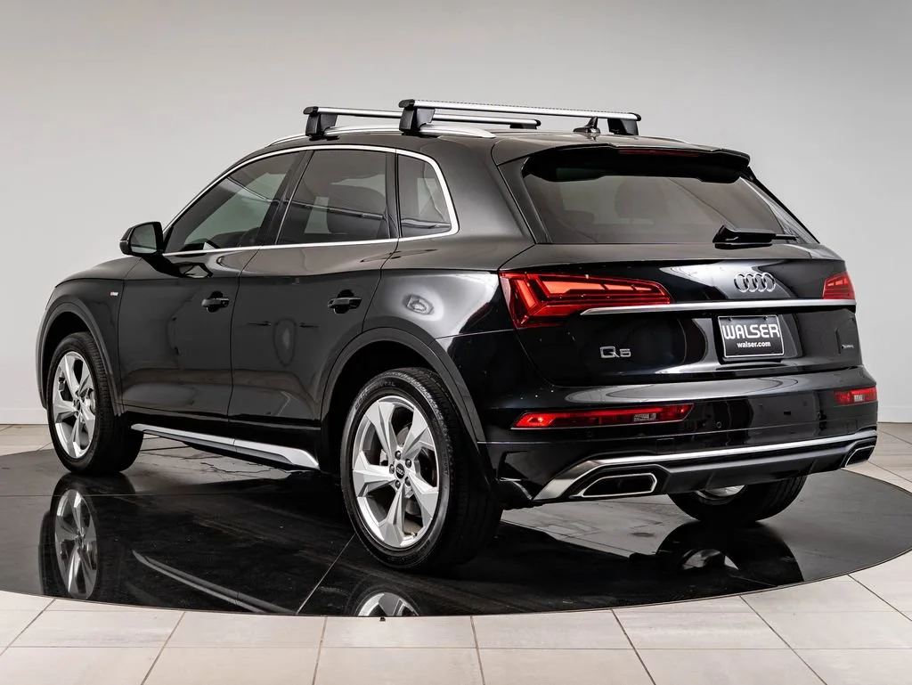 Used 2023 Black Metallic Audi 45 S line Premium image 6