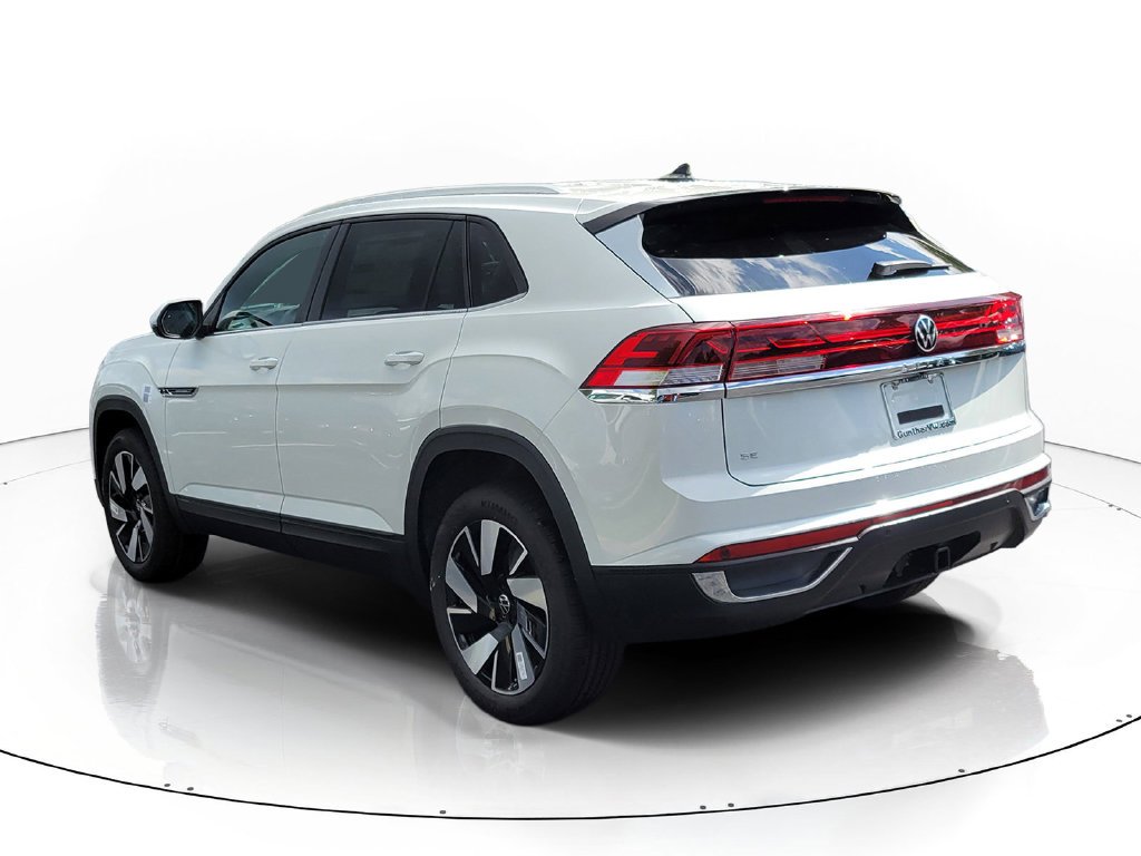 New 2026 White/off-white Volkswagen SE w/Technology image 3