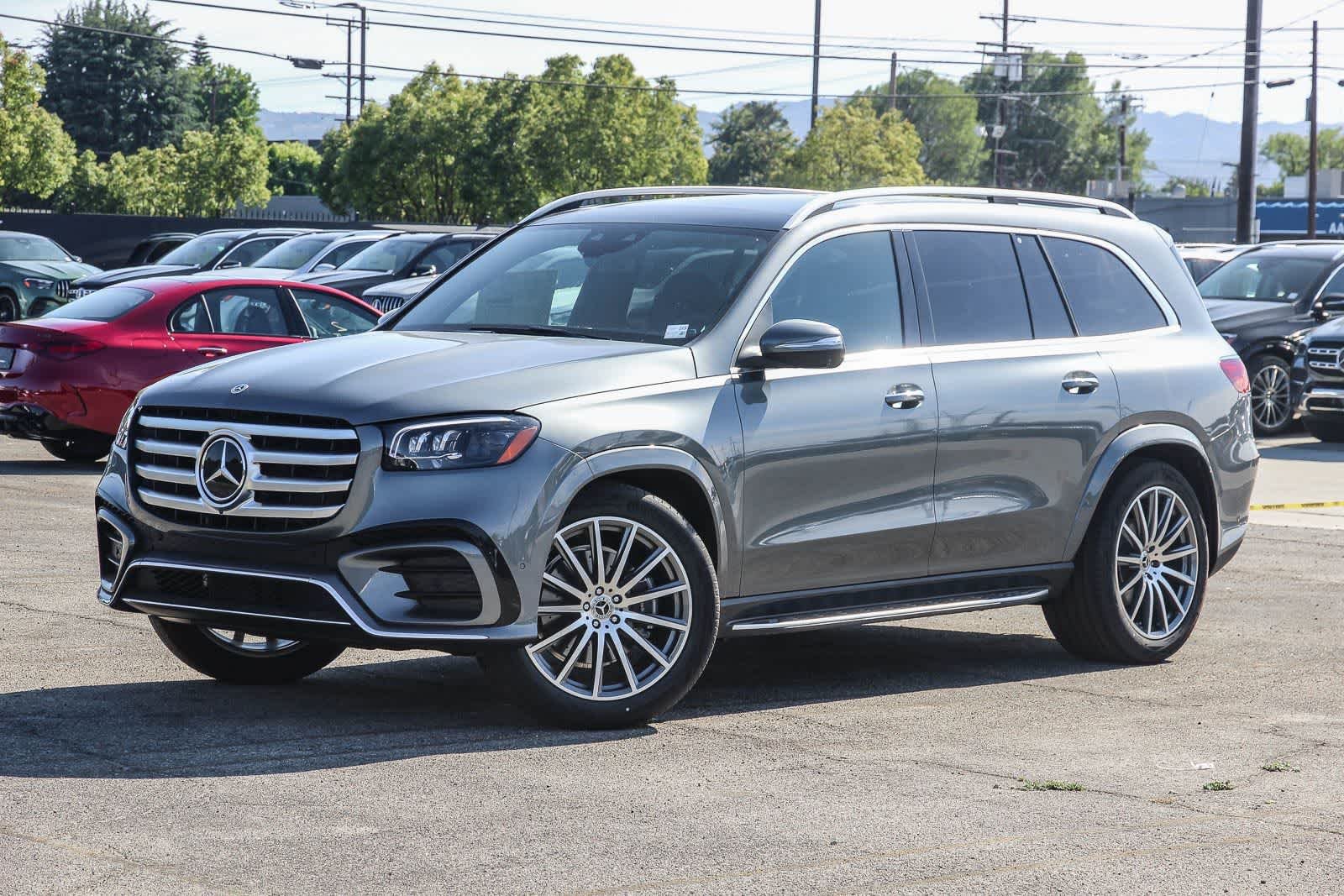 New 2026 Selenite Grey Metallic Mercedes-Benz GLS 580 image 1