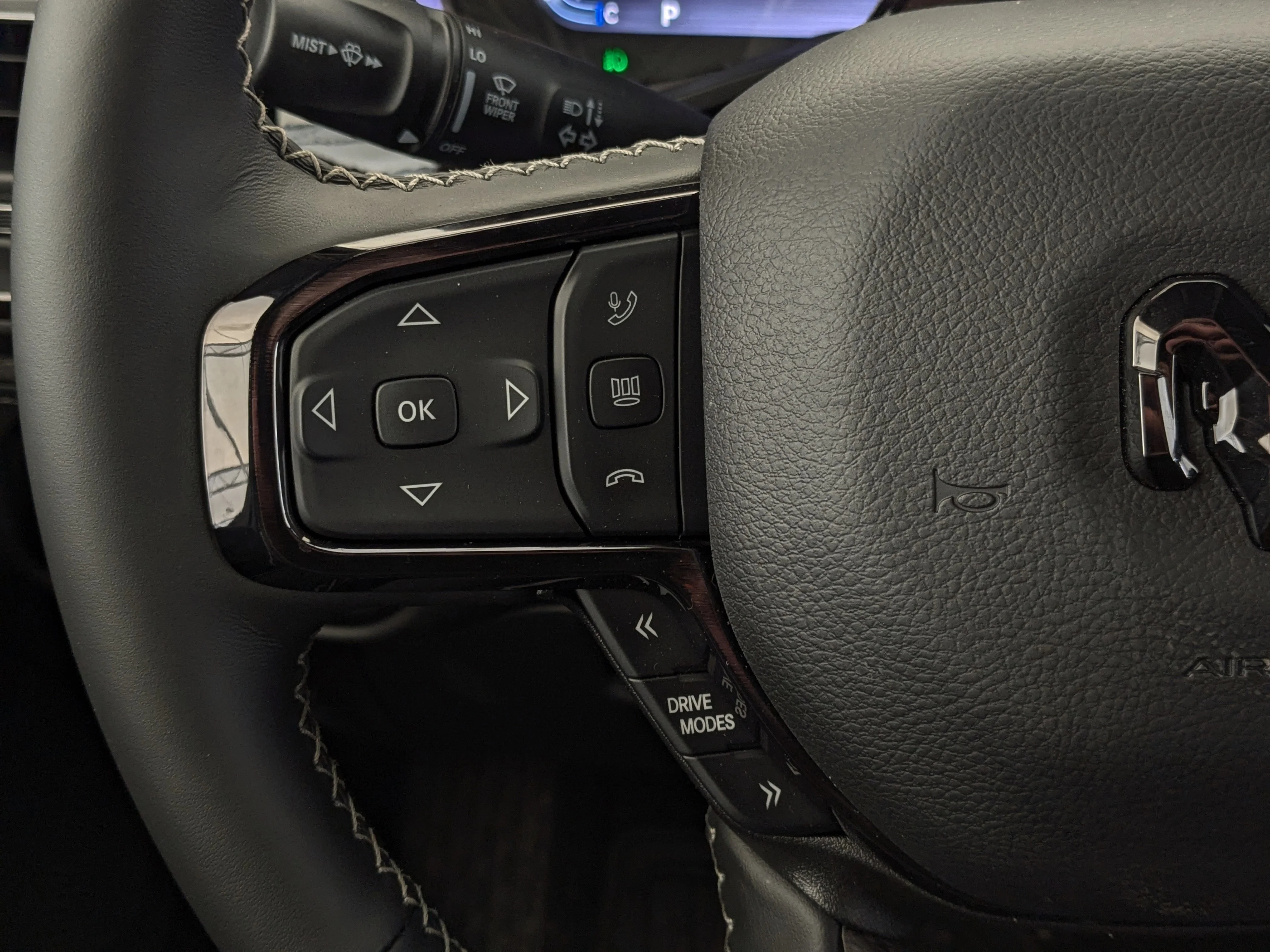 New 2026 Black RAM Limited - - 14.4 Display - Head-Up Display - Surround View Camera - Panoramic Sunroof & More image 17
