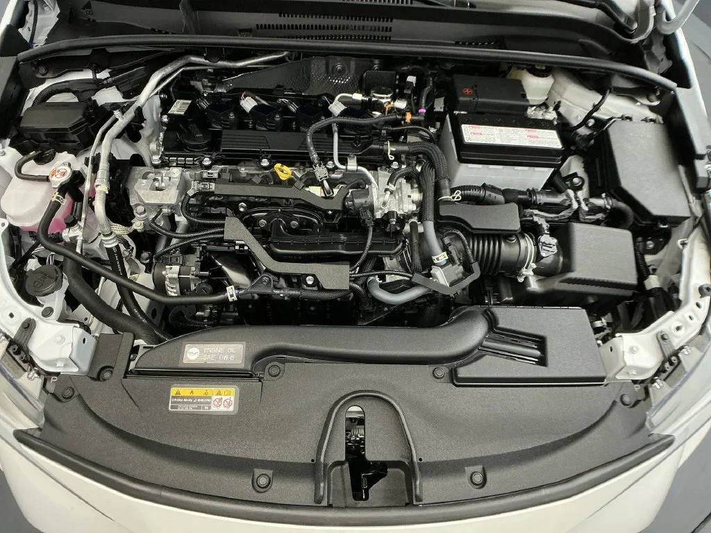 Used 2026 Ice Cap Toyota SE image 32