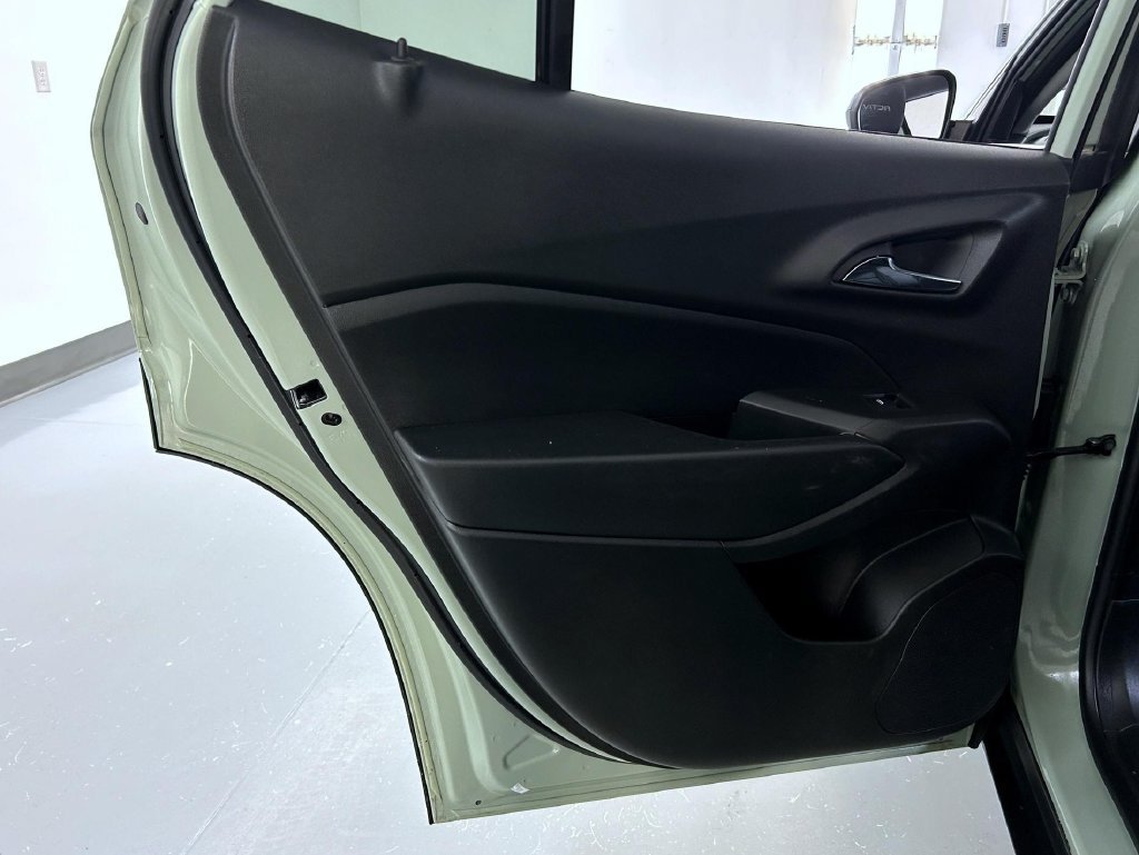 Used 2025 Cacti Green Chevrolet ACTIV image 20