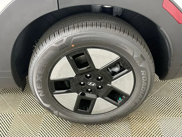 New 2026 Hyundai SANTA FE HYBRID SE