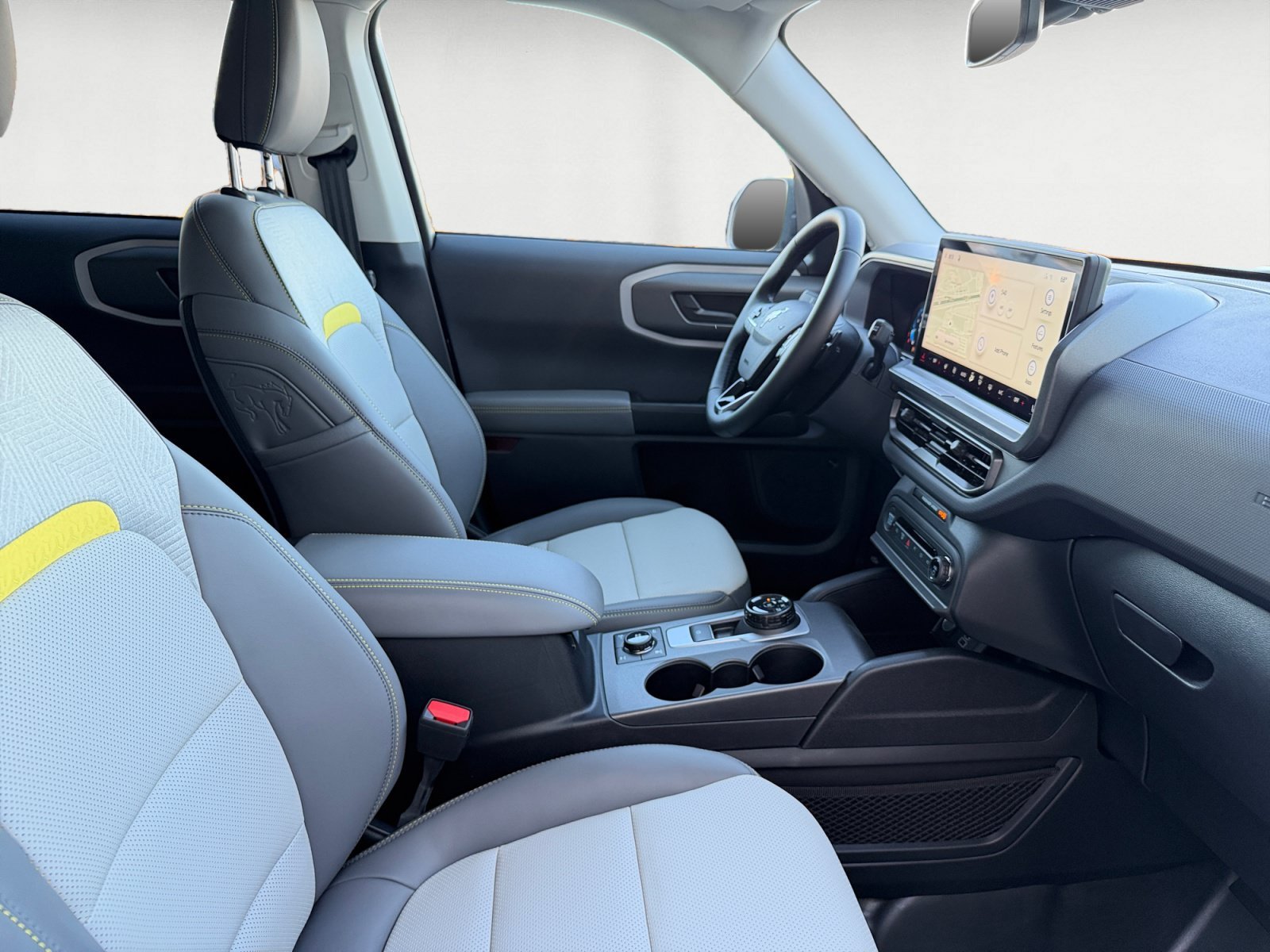 New 2026 Carbonized Gray Metallic Ford Badlands image 15