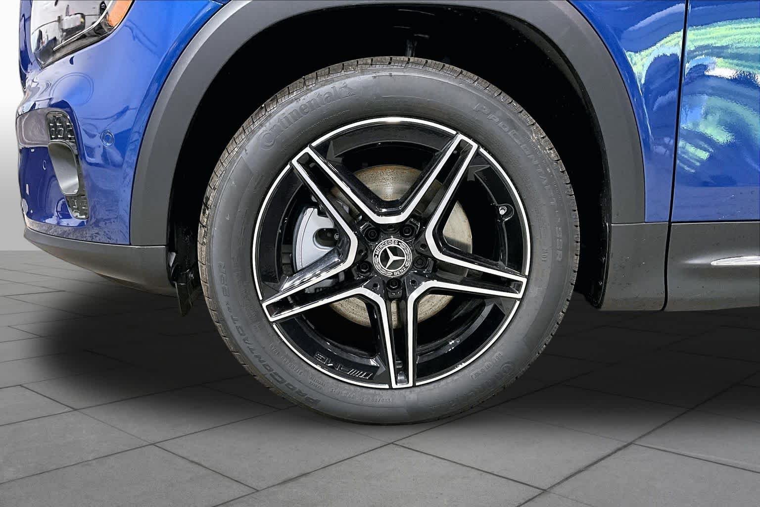 New 2026 Starling Blue Metallic Mercedes-Benz GLB 250 image 18