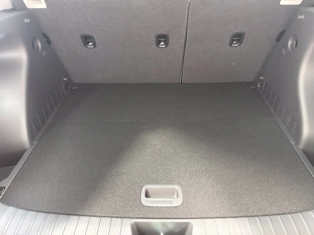 New 2027 Atlas White Hyundai SEL Premium image 9