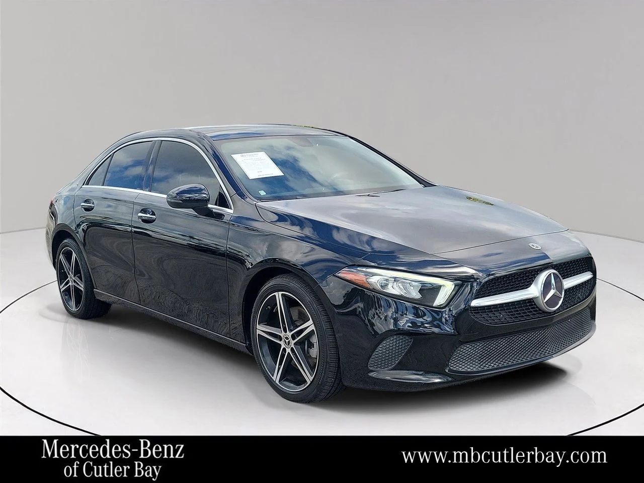 2022 Mercedes-Benz A-Class A220's photo