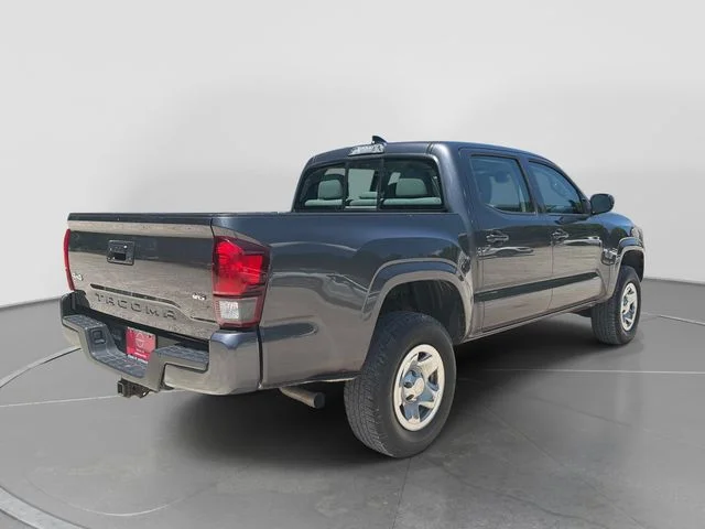 Used 2018 Gray Toyota SR image 4