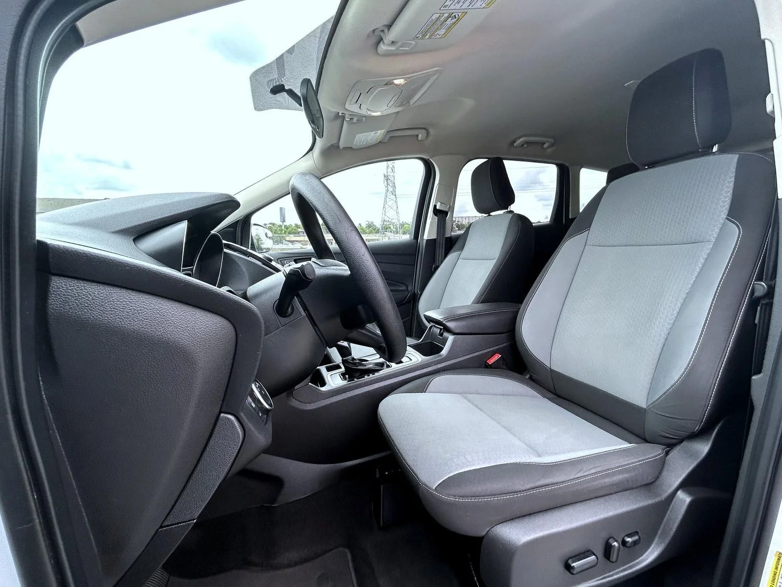 Certified Used 2018 White Ford SE image 10