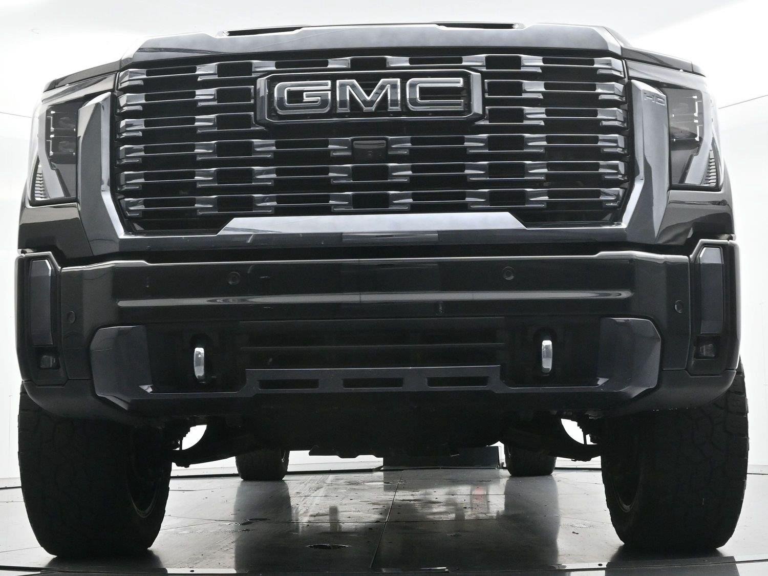 Used 2024 Onyx Black GMC Denali Ultimate image 49