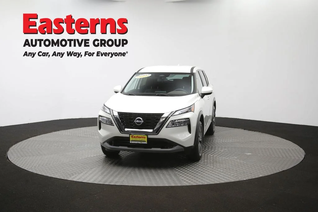 Used 2023 White Nissan SV image 52