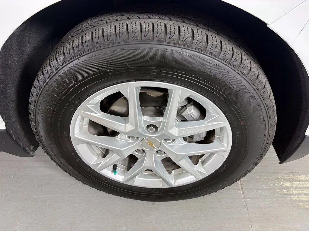 Used 2024 White Chevrolet LT image 11