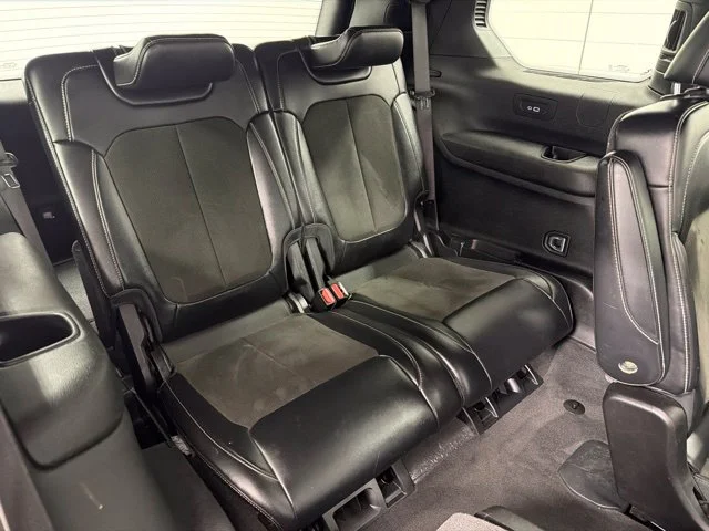 Used 2021 Black Jeep Altitude image 27