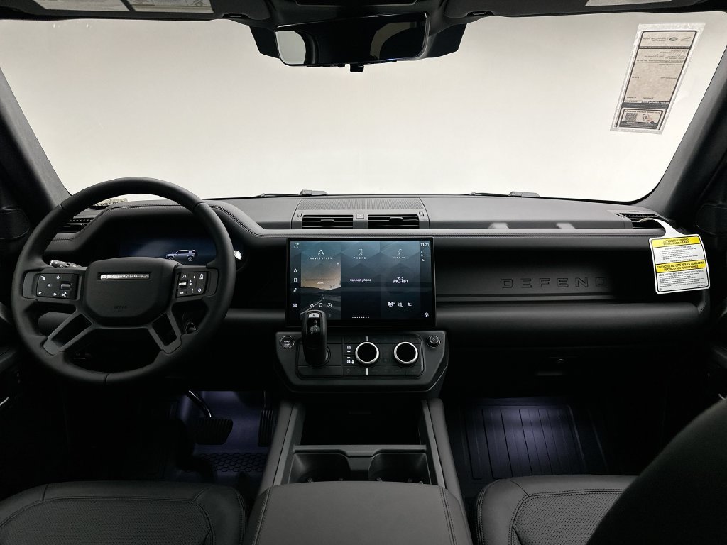New 2026 Borasco Grey Metallic Land Rover X-Dynamic SE image 8