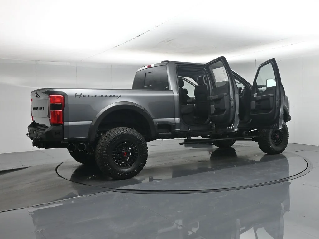 New 2026 Carbonized Gray Metallic Ford Lariat image 5