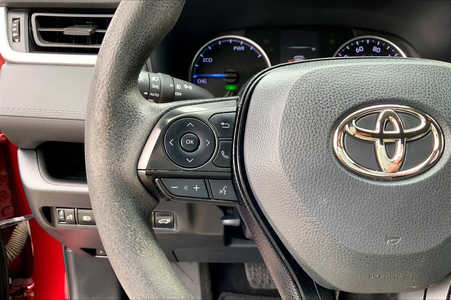 Used 2021 Ruby Flare Pearl Toyota Hybrid XLE image 24