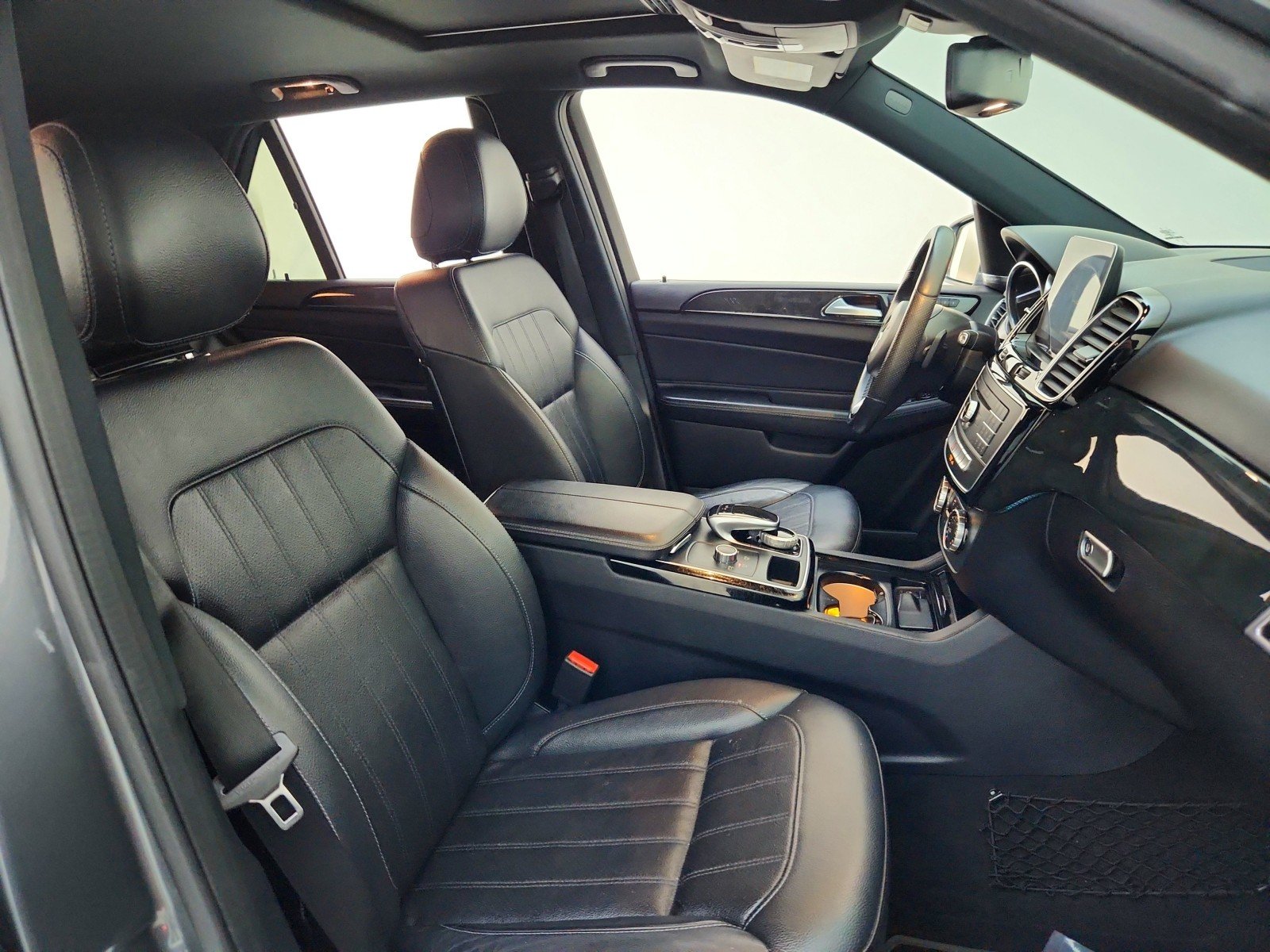 Used 2018 Selenite Grey Metallic Mercedes-Benz GLE 350 image 30