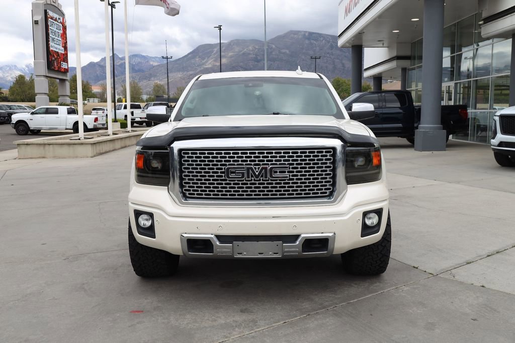 Used 2015 White Diamond Tricoat GMC Denali image 9