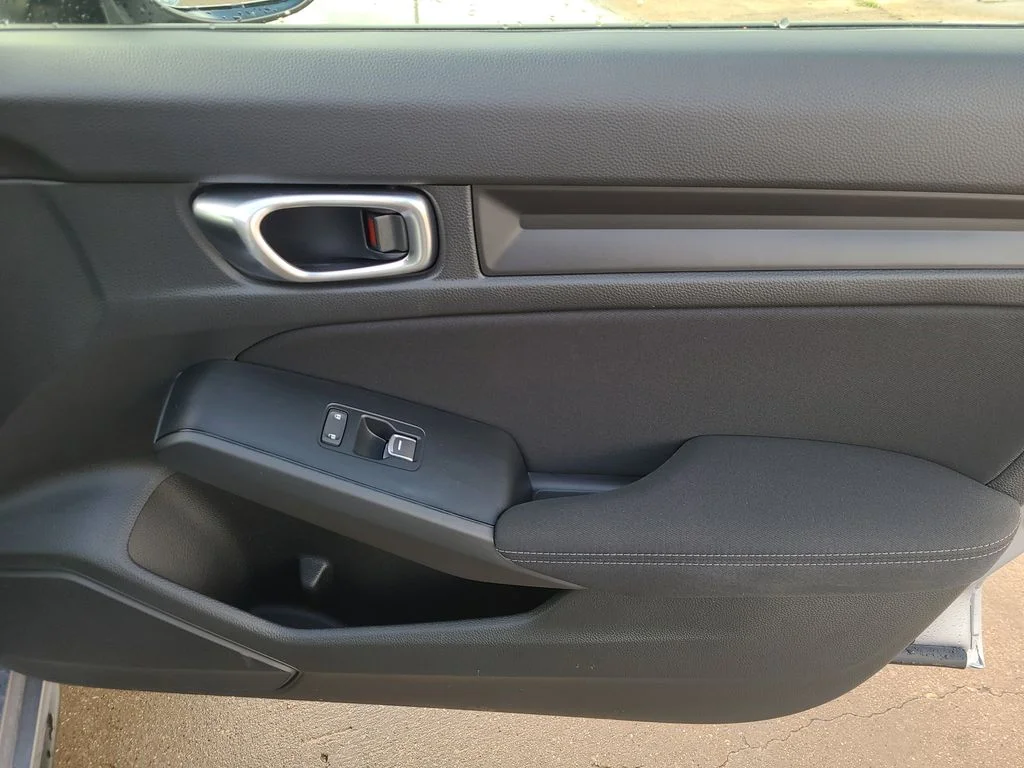 Used 2026 Black Honda Sport image 8