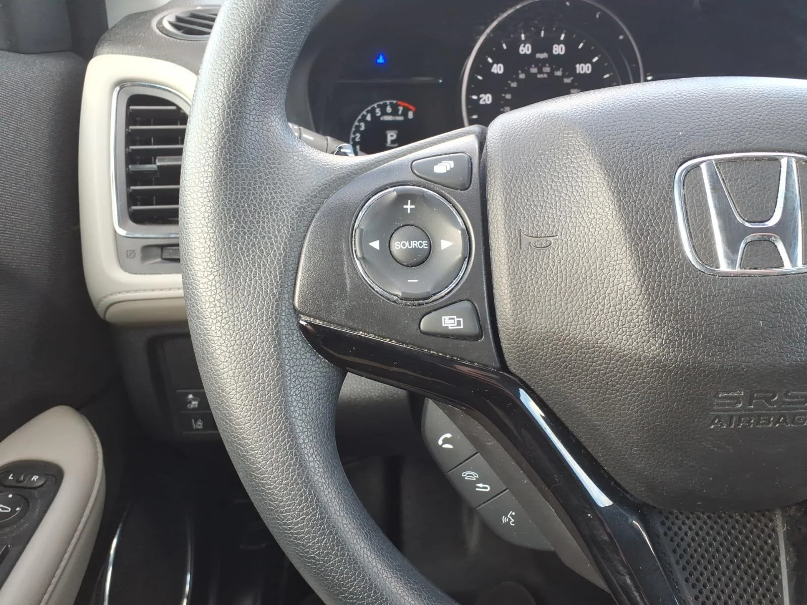 2021 Honda HR-V EX - Photo 12
