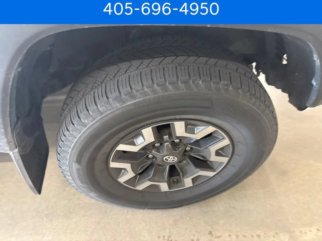 Pre-Owned 2019 Toyota Tacoma 2WD TRD Off Road