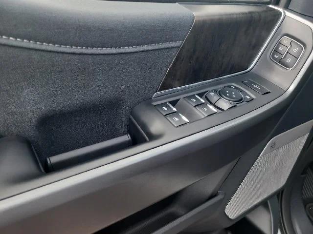 New 2026 Avalanche Ford Lariat image 18