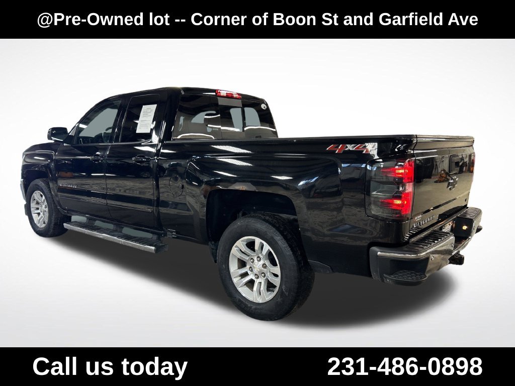 Used 2018 Black Chevrolet LT image 3