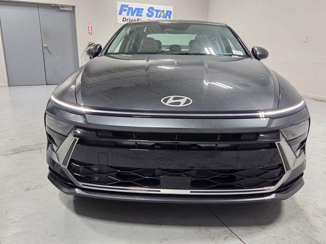 New 2026 Gray Hyundai SEL Sport image 2