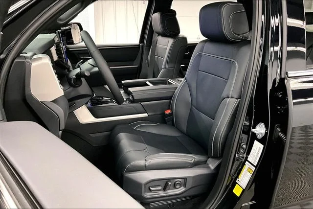 2026 Toyota Tundra Limited - Photo 22