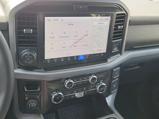 New 2026 Carbonized Gray Metallic Ford XLT image 28