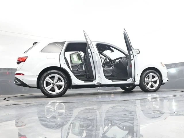 Used 2023 White Audi 55 Premium image 47