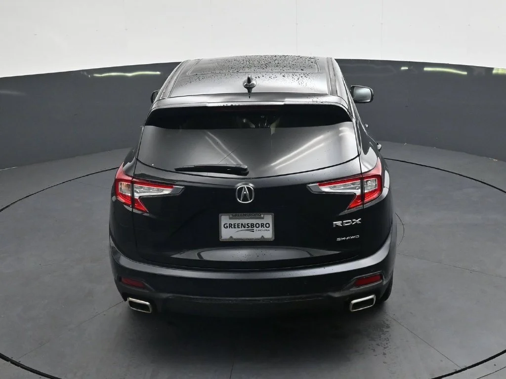 Used 2023  Acura Technology Package image 28