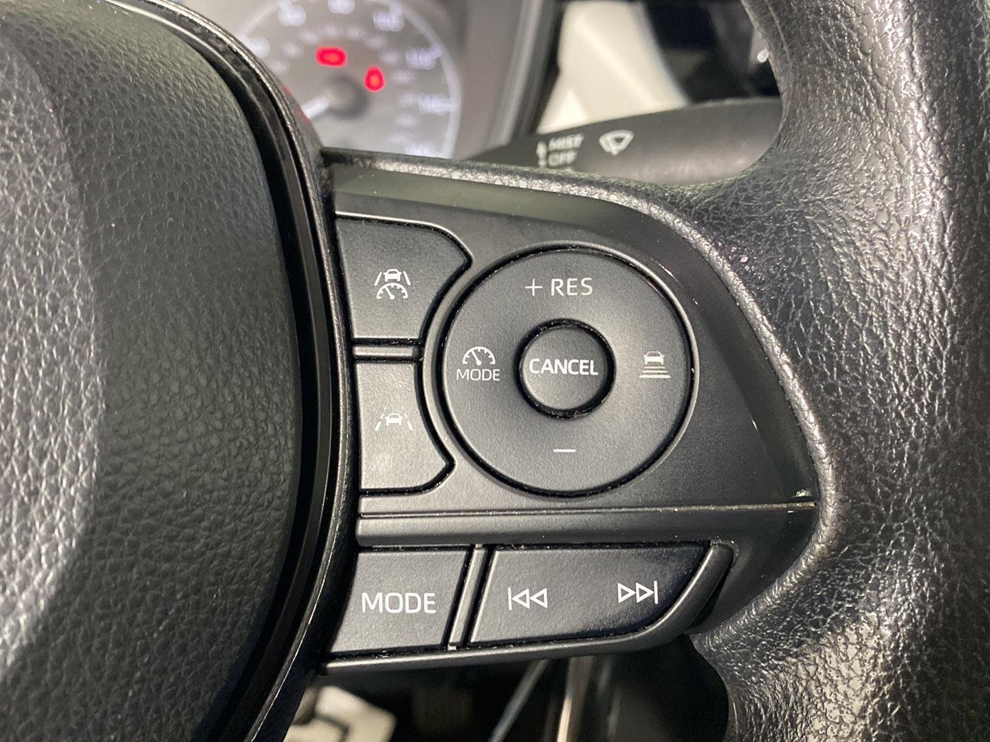 Used 2023 Ice Cap Toyota LE image 6