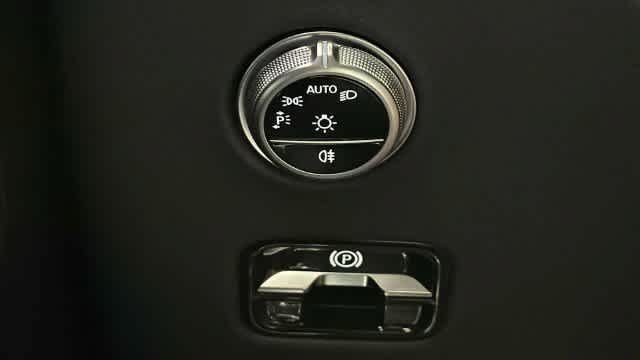 Certified Used 2026 Black Mercedes-Benz GLC 300 image 16