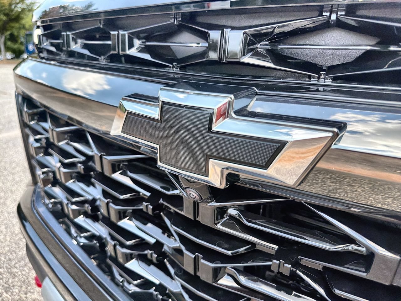 New 2027 Mosaic Black Metallic Chevrolet Z71 image 26