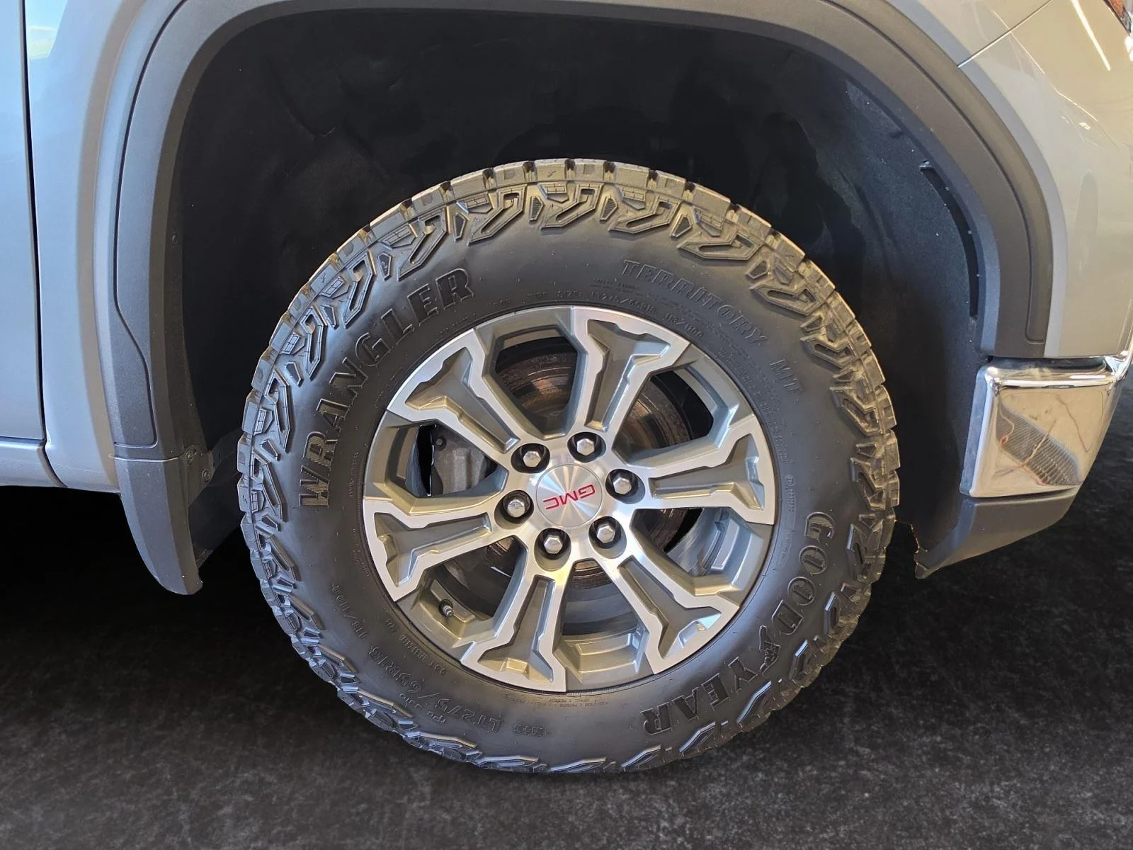 Used 2024 Sterling Metallic GMC Pro image 28