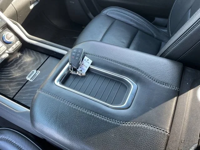 Used 2022 Summit White GMC Denali image 35
